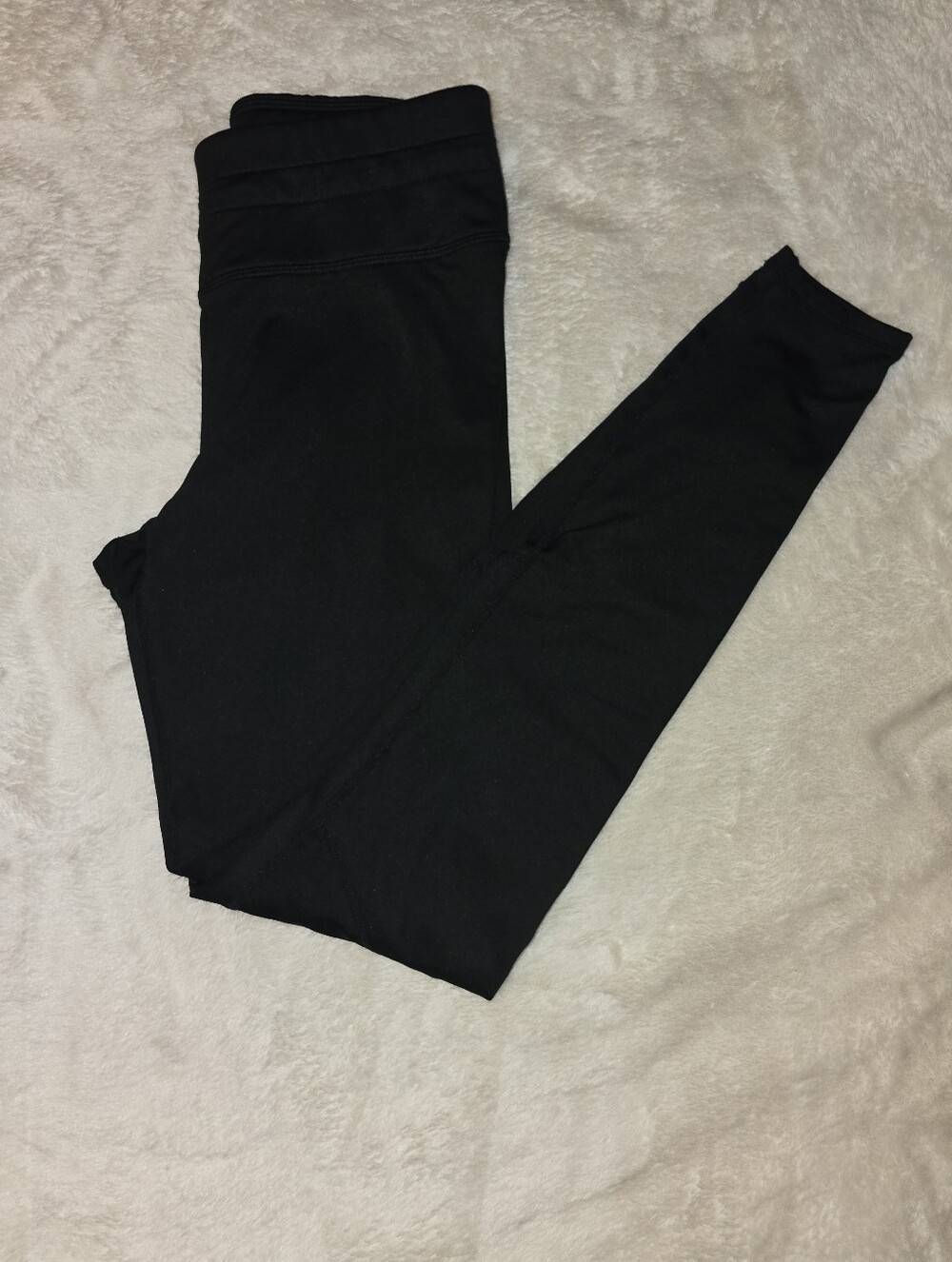 Fabletics Mid-Rise Cold Weather Leggings Size: Small